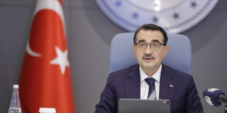 “Hane başı yıllık doğalgaz destek miktarı 450 ila 1150 TL arasında olacak”