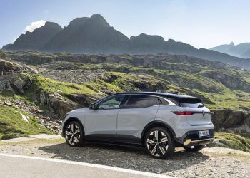 Megane yolları elektriklendirecek