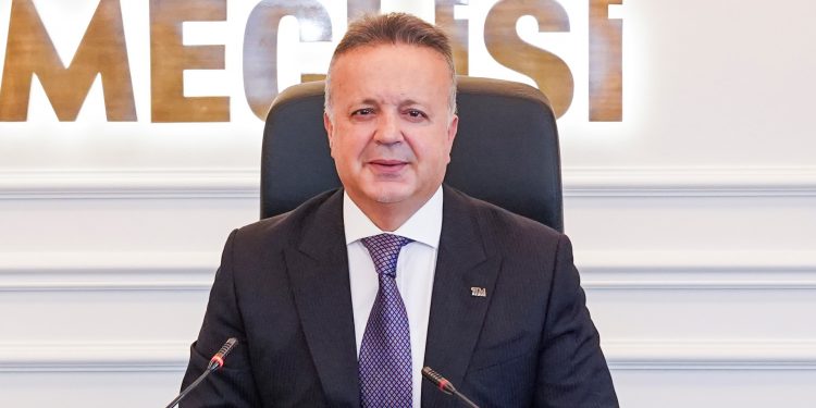 Türk ihraç ürünlerini dünyaya yayıyoruz