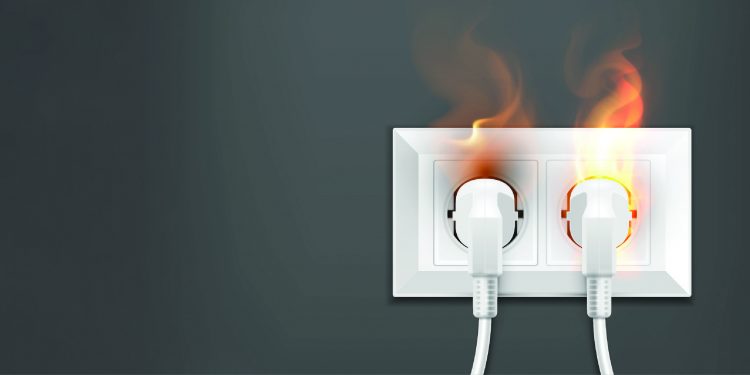 Elektrikte güç aşımı tüketiciyi mağdur ediyor