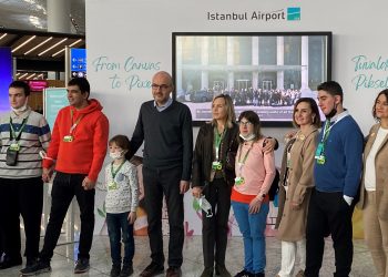 İGA’nın farkındalık projesi “küçük gönülleri” aydınlatıyor