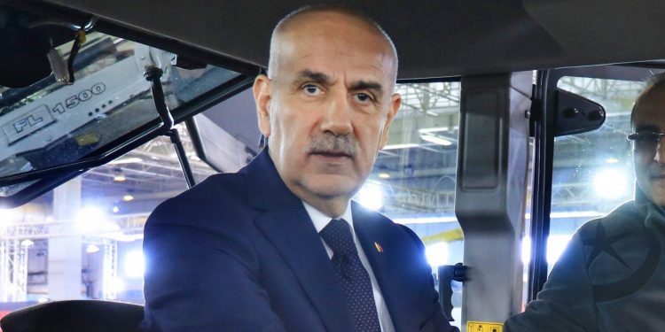 Cebimizdeki teknoloji bizi doyurmuyor