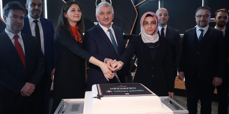 THY, Hezarfen ile İstanbul’u “Kanatlarının altına” aldı