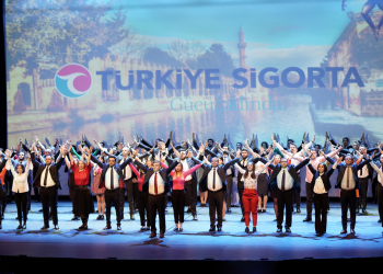 “Biz Türkiyeyiz” diyerek “Anadolu Ateşini” yaktı