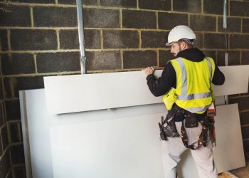 6 milyon kişi inşaat sektöründen geçiniyor