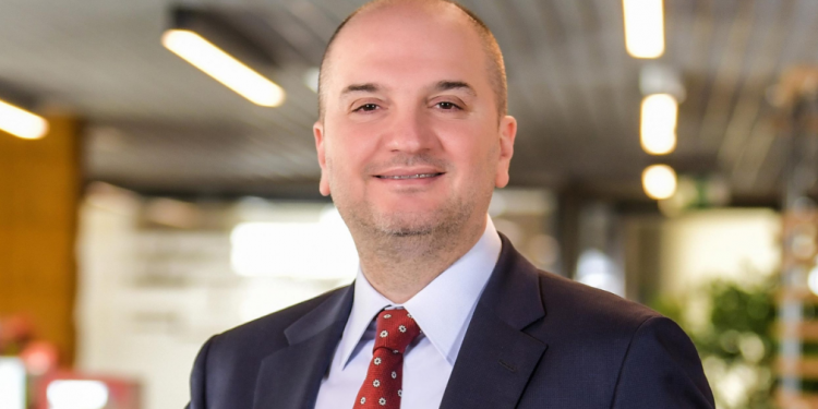 Yurt içi ve yurt dışında büyümemiz devam ediyor