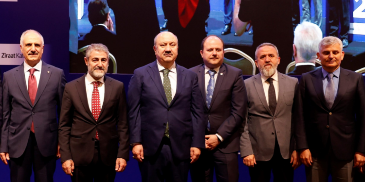 Katılım bankacılığının payı artarak büyüyor