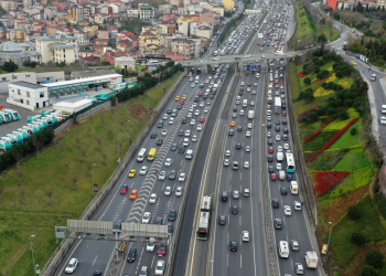 119 bin araç daha trafiğe kaydoldu