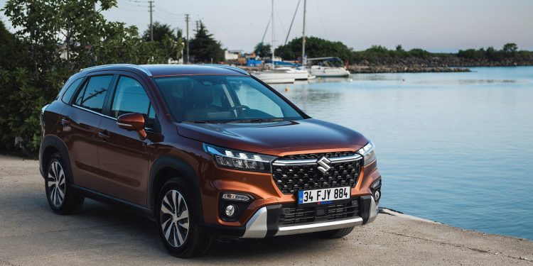 Yeni Suzuki S-CROSS Türkiye yollarında