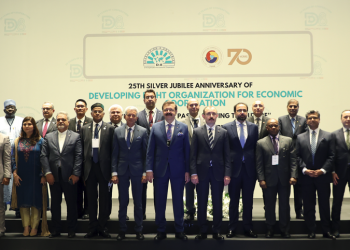 D-8 ülkeleri yatırım için fırsat kapısını araladı