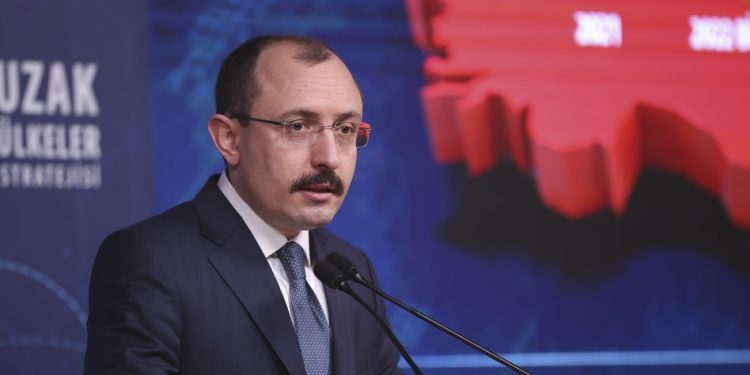 Hedefe daha da yaklaşmak için uzak ülkelere rotamızı kırdık