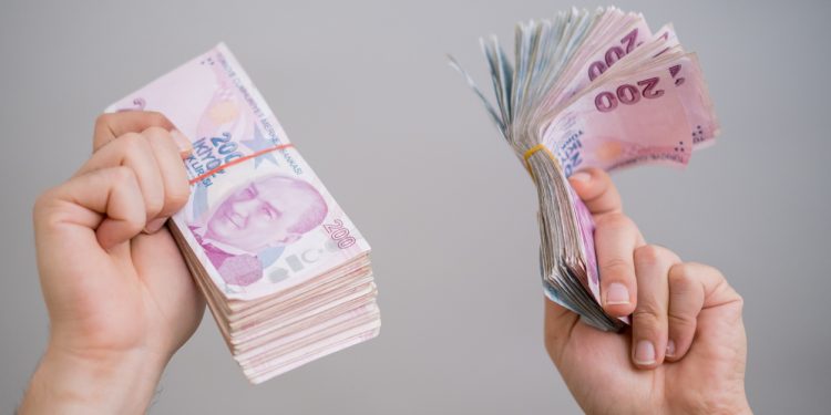 Banka mevduatı 7 trilyon kredi hacmi 6 trilyon