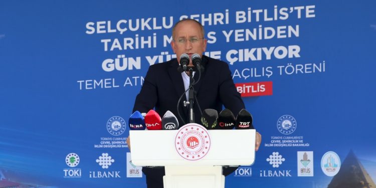 TOKİ ağustosta da sosyal konutlara ağırlık verecek