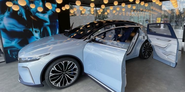 Togg, Konsept Akıllı Cihazı’yla gelecek teknolojilerini sergiliyor