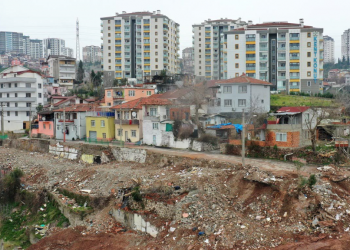 Deprem yönetmeliği öncesi bina ilanları artışta