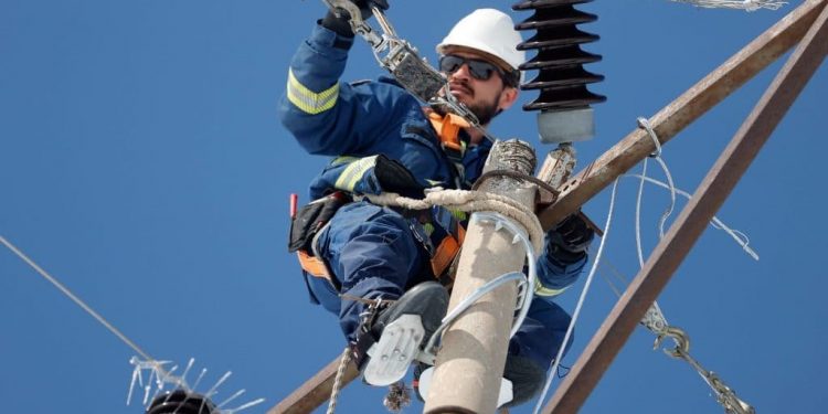 21 elektrik dağıtım şirketi 14,7 milyar TL yatırım yaptı