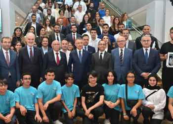 Lider firmalar teknoloji üssünde yatırıma hız verdi