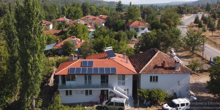 Orman köylüsü enerjisini güneşten alıyor