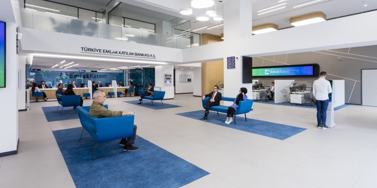 Emlak Katılım’dan proje ve hizmet bazlı finansal sunum