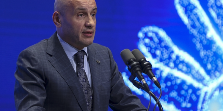 250 milyar dolarlık hedefi tutturacağız