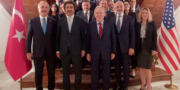 Bankacılar yerel ve global sorunları masaya yatırdı