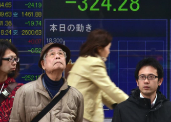 Japon yönetimi gerileyen refahtan huzursuz