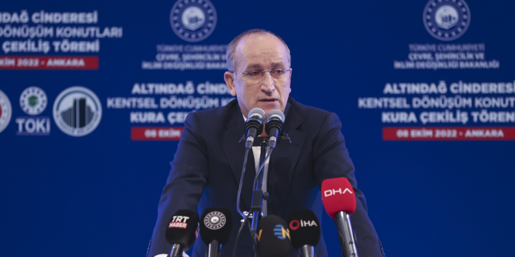 TOKİ 8 milyonluk başvuruya istihdam üreterek cevap verecek