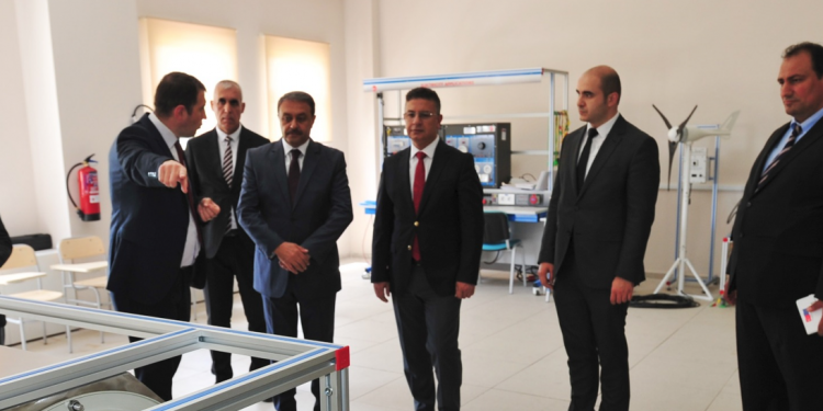 Gençlere eğitim ve kariyer fırsatı için “enerjik” haml