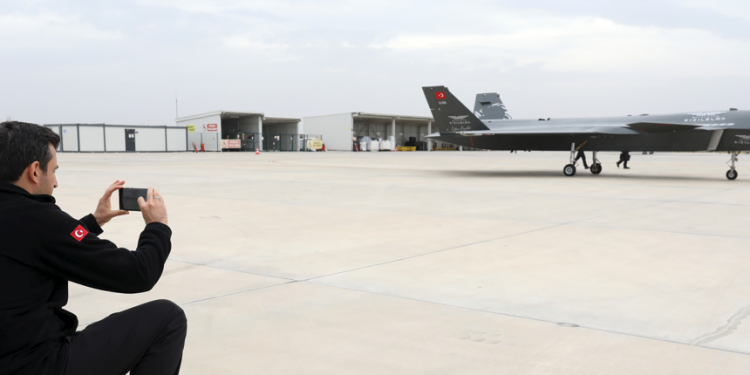 Kızılelma hedefini daha yukarılara taşıyor