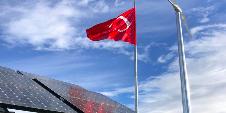 Enerjinin rüzgarına kapılan Türkiye’yi neler bekliyor?