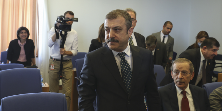 Merkez bankası faizi “sabit ayarda” kararlı