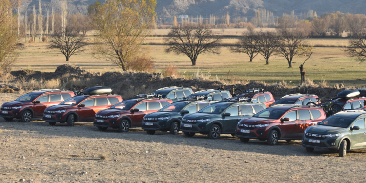 Dacia hem teknik hem görsel açıdan ödülleri topluyor