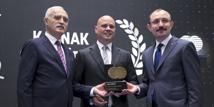 İhracat büyümenin itici gücü olmaya devam etti