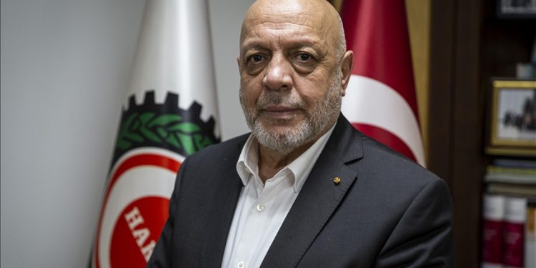 Tüm ekibimiz ve gayretimizle bölgenin yanındayız