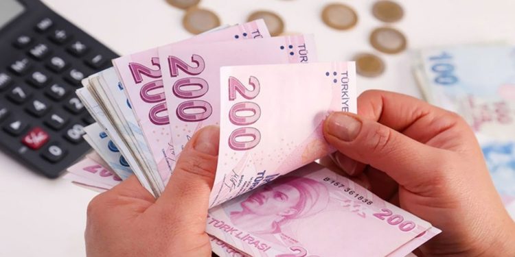 Depremden etkilenen çiftçinin kredi borçları ertelendi