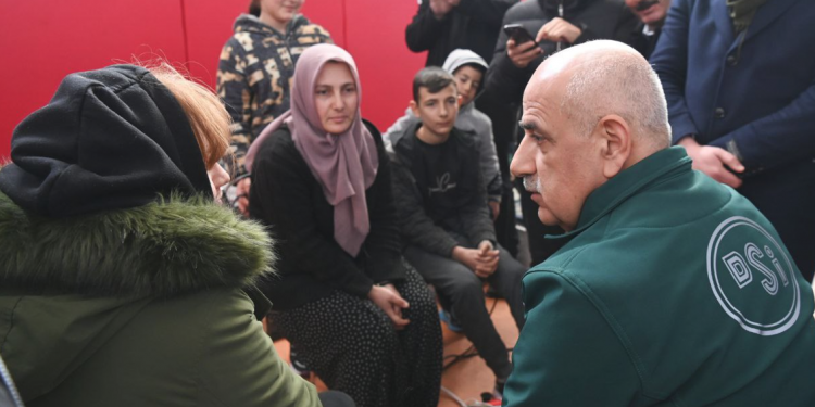 Depremzede çiftçiye ekonomik destek sağlanacak