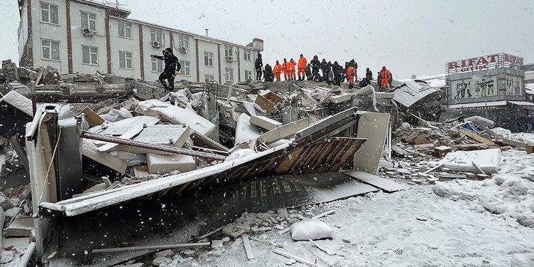 Türk Telekom hizmeti sürdürmek için sahada