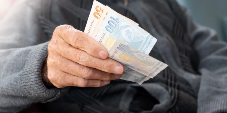 Bölge insanının finansal yönden ayakta durması şart