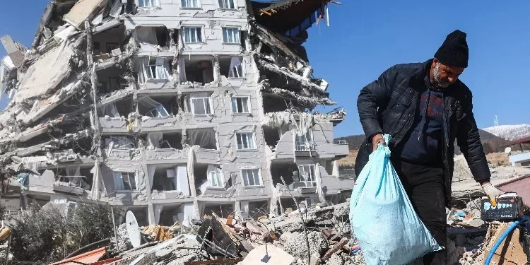 Samsung’dan deprem bölgesine 3 milyon dolarlık bağış