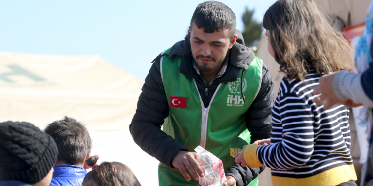 Arama kurtarmadan gıdaya kadar sahada aktif hizmet