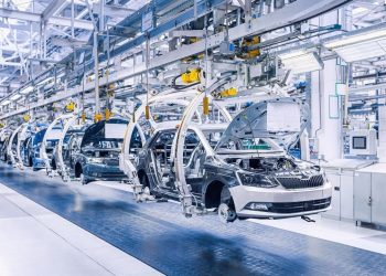 Otomotiv sanayisi üretim ve ihracatını artırıyor