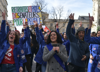 Emeklilik reform usulü Fransızları daha da gerdi
