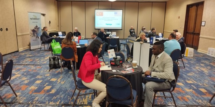 Türk otomotivcilerden ABD ile yakın temas