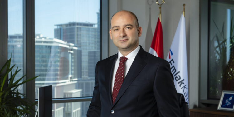 Ülke ekonomisine “aktif” katılım sağlayarak şubeleri artırıyor