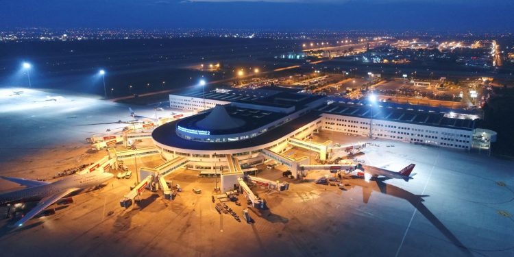 TAV Havalimanları ilk çeyrekte 14 milyon yolcuya hizmet verdi