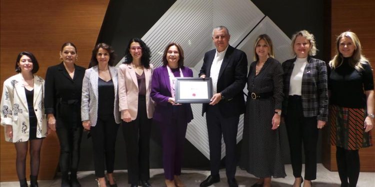 Kibar Holding, “Fırsat Eşitliği Modeli” sertifikası aldı