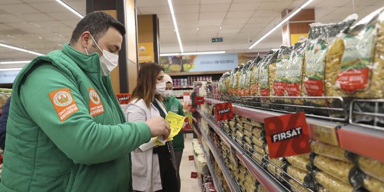 Fiyatlarda sabitleme kararı 1 aylığına uzatıldı