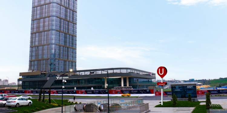 V Metrovay AVM’nin metrosu hizmete girdi