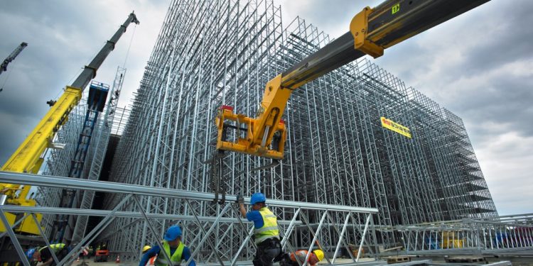 Türk müteahhitler yurt dışı icraatlarında ivme kazandı