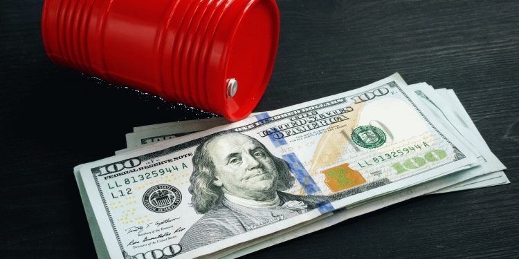 Petrol ve ürünleri ithalatı artarak devam ediyor